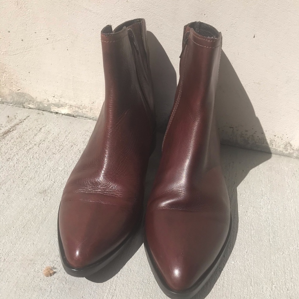 Sesto Meucci bootie brown, size 8(runs small)